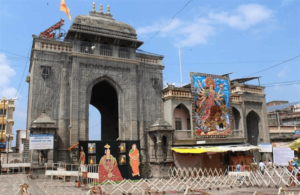 तुळजापूर मंदिर, देवी तुळजा भवानी, कुलदेवी दर्शन आणि भक्त निवास